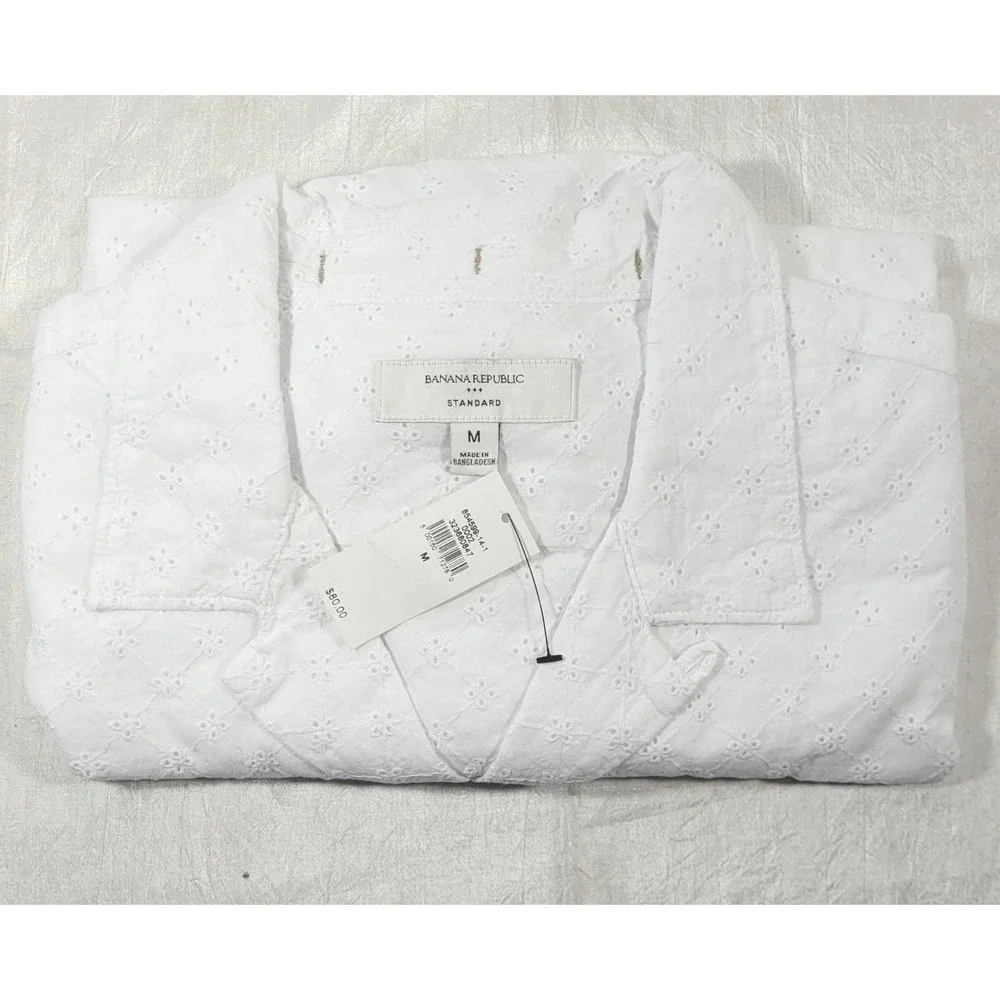 Banana Republic Men's Textured Eyelet Short Sleeve Resort Shirt - White - M